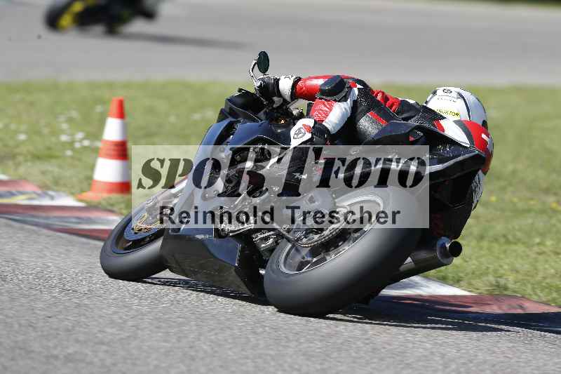 /Archiv-2025/42 07.08.2025 Peter Studer Girls Day ADR/Gruppe orange/team